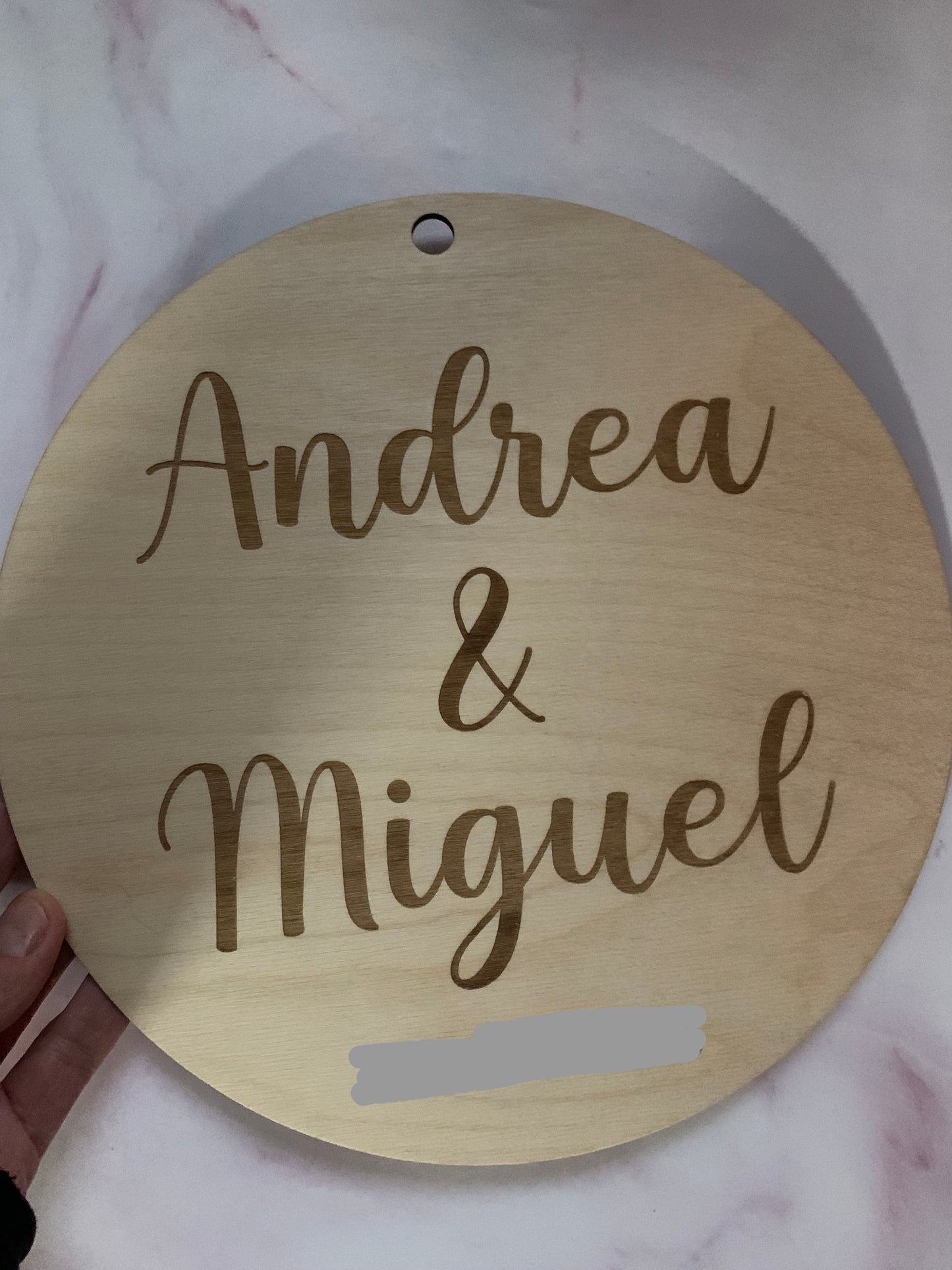 círculo de madera con texto personalizable - Marnechi Studio