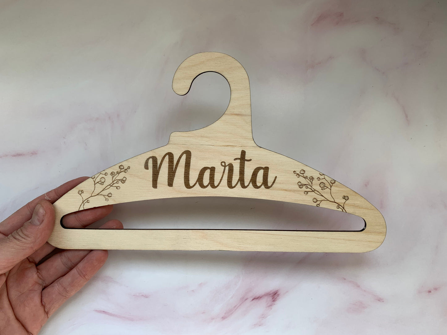 Percha de madera tamaño infantil