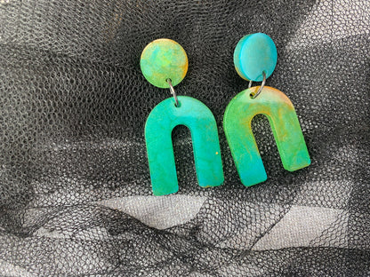 Translucent green earrings